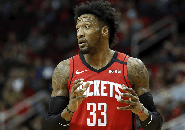 Robert Covington Danai Pengembangan Basket di Kampusnya