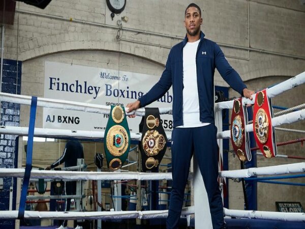 Anthony Joshua Beri Bantuan Finansial untuk Tinju Amatir di Tiga Negara