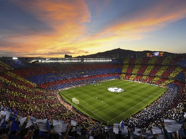 Stadion Camp Nou, markas kebanggaan Barcelona.