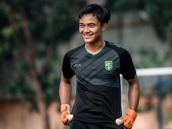 Kiper Persebaya Surabaya, Ernando Ari