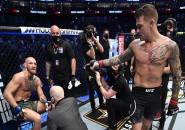 Tendangan Dustin Poirier Buat Kaki Conor McGregor Mati Rasa