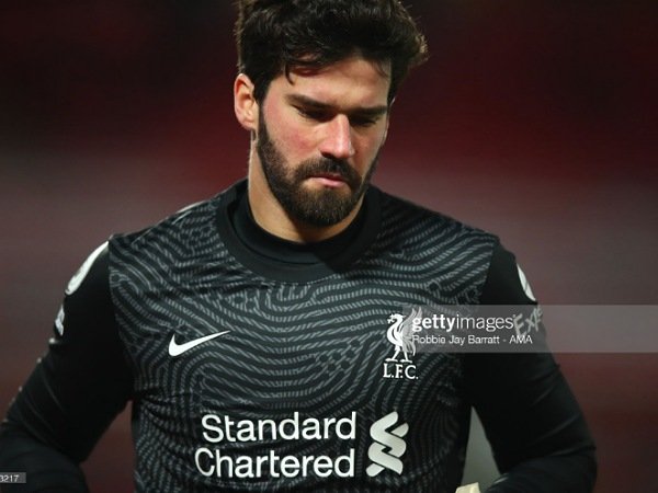 Ayah Alisson Becker meninggal dunia