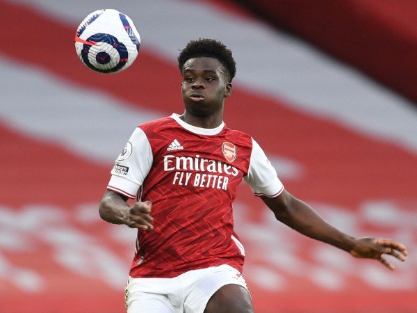 Bukayo Saka mengalami masalah hamstring