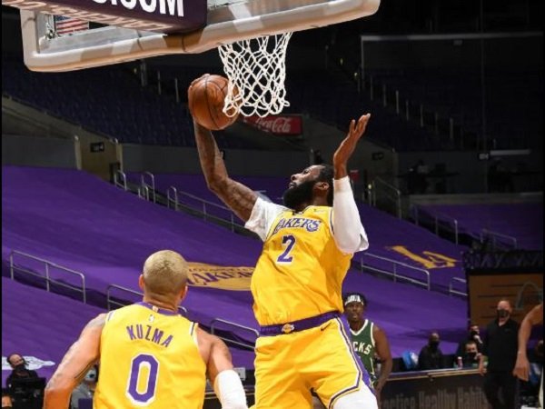 Andre Drummond saat melakukan debut bersama Los Angeles Lakers. (Images: Getty)