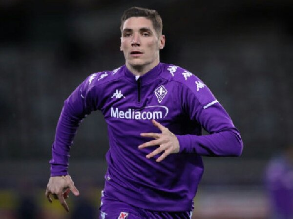 Manchester United sudah bicara dengan Nikola Milenkovic dari Fiorentina