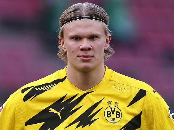 Manchester United menolak bertemu Mino Raiola untuk bicarakan transfer Erling Haaland