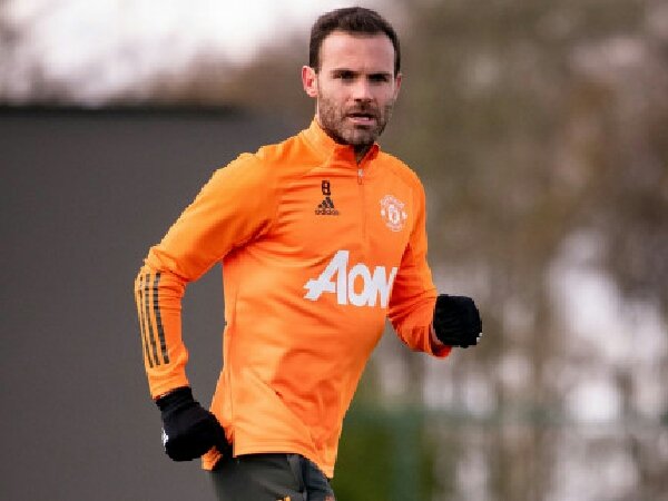 Jelang laga vs Granada, Juan Mata sudah ikut latihan bersama MU