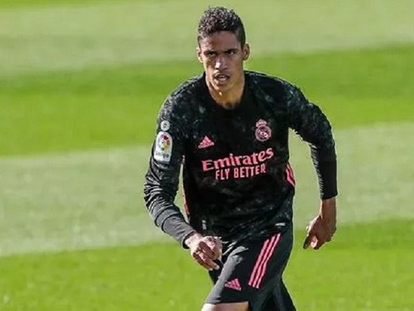 Bek Real Madrid, Raphael Varane. (Images: Getty)