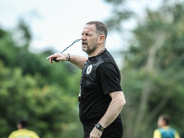 Pelatih PSS Sleman, Dejan Antonic