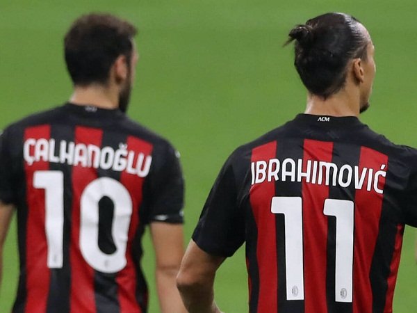 Hakan Calhanoglu dan Zlatan Ibrahimovic