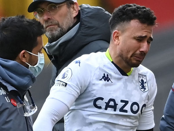 Aston Villa Kehilangan Trezeguet Hingga Musim Ini Berakhir