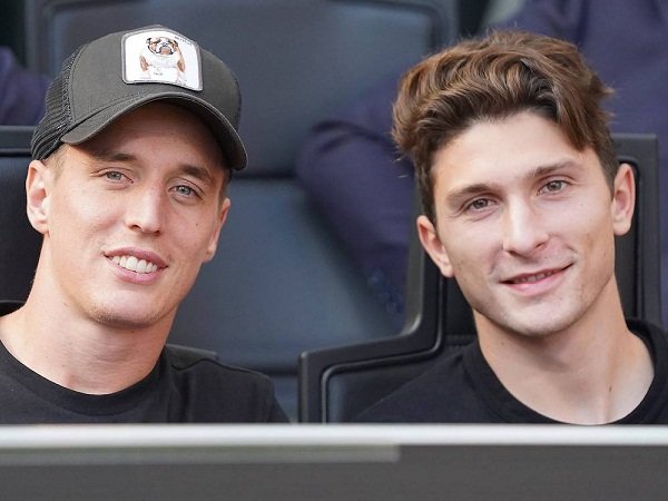 Duo bek Milan Mattia Caldara dan Andrea Conti