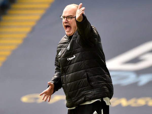 Bielsa Bantah Kabar Sudah Perpanjang Kontrak dengan Leeds