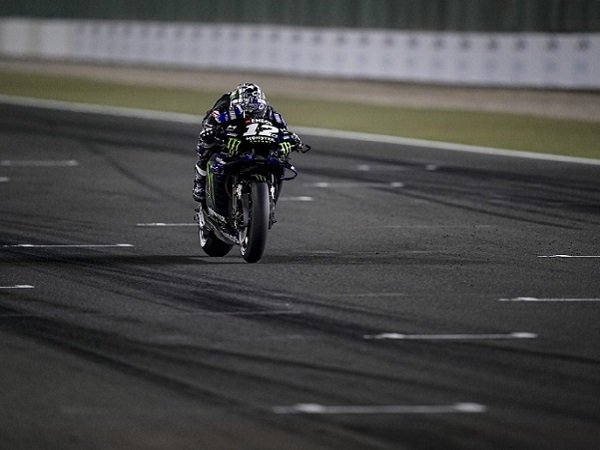 Hasil gemilang dicatat Maverick Vinales yang meraih catatan waktu tercepat di FP1.