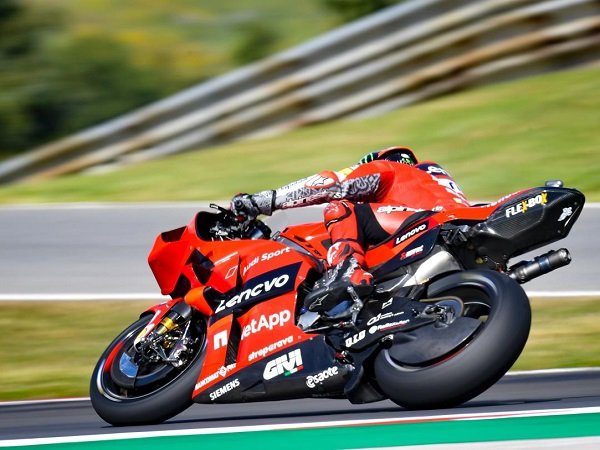 Francesco Bagnaia bersinar pada sesi latihan bebas kedua (FP2) GP Portugal.