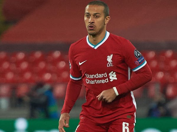 Thiago Dicadangkan Lawan Madrid, Legenda Liverpool Tahu Alasannya