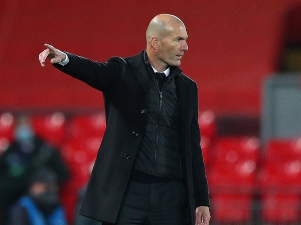 Zinedine Zidane jawab tuduhan bahwa dirinya hanyalah pelatih beruntung.