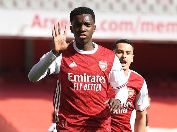 Eddie Nketiah mencetak gol penyeimbang melawan Fulham