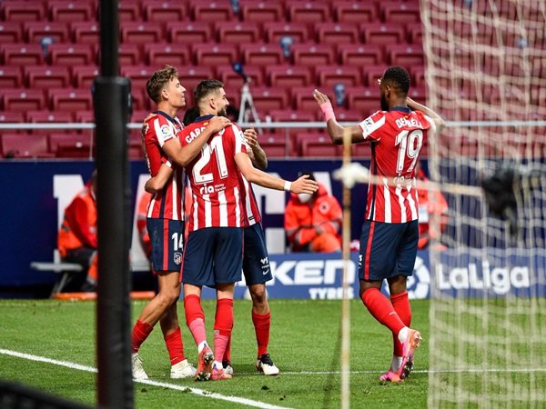 Angel Correa da Yannick Carrasco membawa Atletico Madrid ...