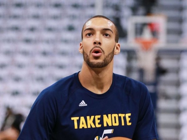 Rudy Gobert merasa bersalah lakukan blunder fatal di laga kontra Timberwolves.