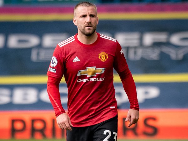 Bek kiri Manchester United, Luke Shaw.