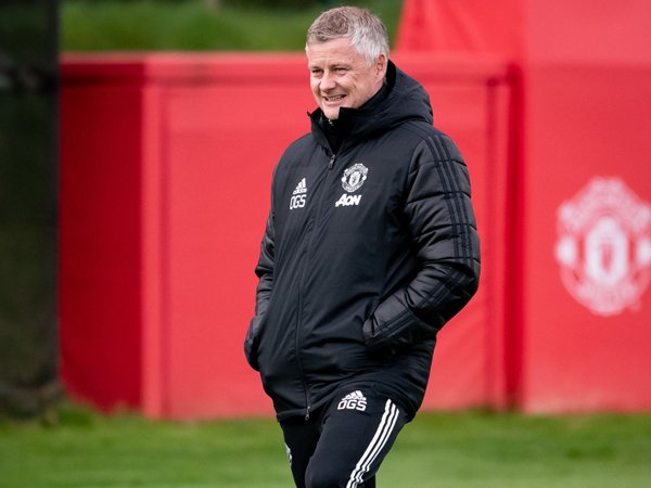 Ambisi Ole Gunnar Solskjaer Angkat Trofi Liga Europa ...