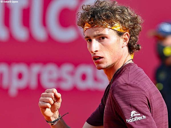 Ugo Humbert melaju ke perempatfinal Estoril Open 2021