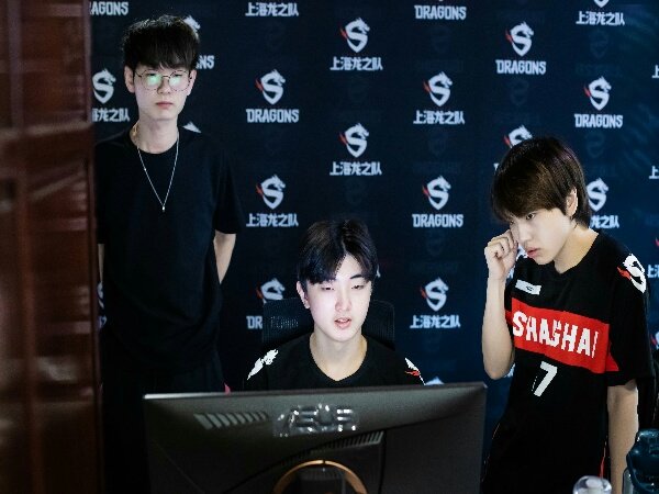 Bangkit di Loser Bracket, Shanghai Dragons Melaju ke Final May Melee