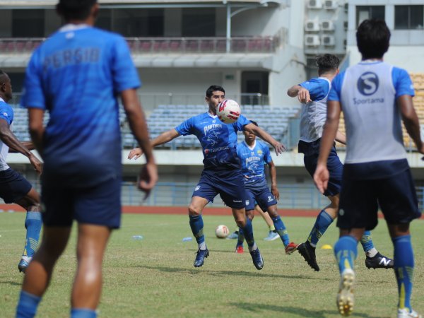 Winger Persib, Esteban Vizcarra