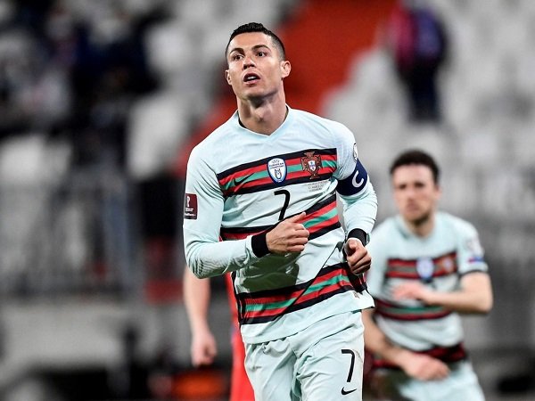 Cristiano Ronaldo ungkap trofi terpentingnya sepanjang karier.