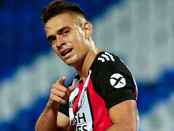 Striker River Plate, Rafael Santos Borre.