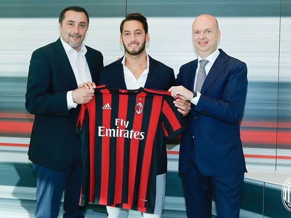 Hakan Calhanoglu