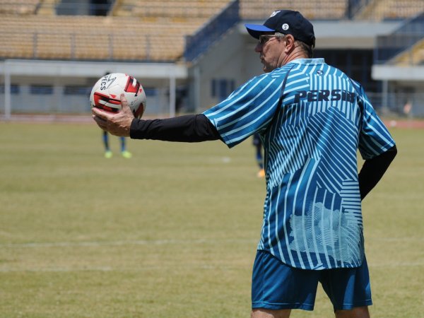 Pelatih Persib, Robert Rene Alberts