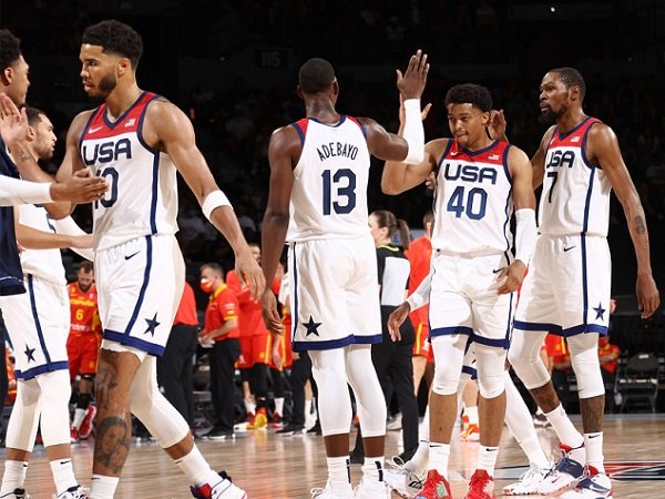 Keldon Johnson (40) saat membela Timnas Amerika Serikat. (Images: Getty)