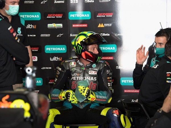 Petronas Yamaha terus dukung penuh Valentino Rossi.