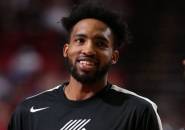 Derrick Jones Dikabarkan Putuskan Bertahan Bersama Trail Blazers