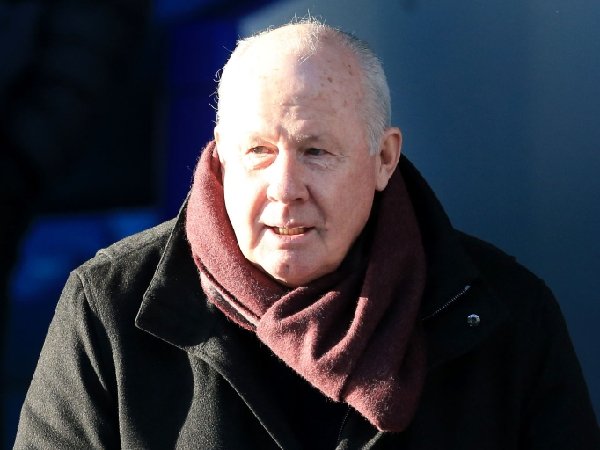 Liam Brady mengkritik perekrutan Arsenal