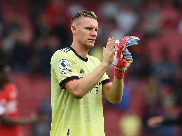 Posisi Bernd Leno diambil alih oleh Aaron Ramdsale