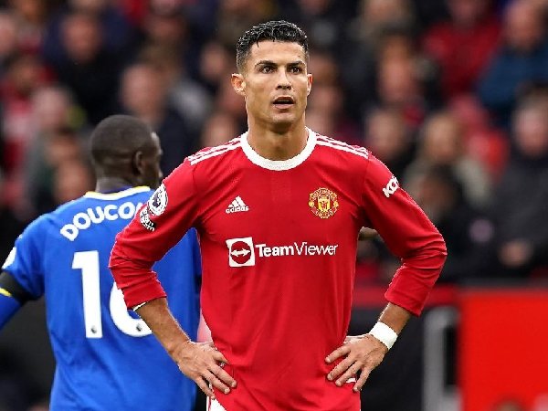 Danny Blind salahkan Cristiano Ronaldo untuk performa buruk MU