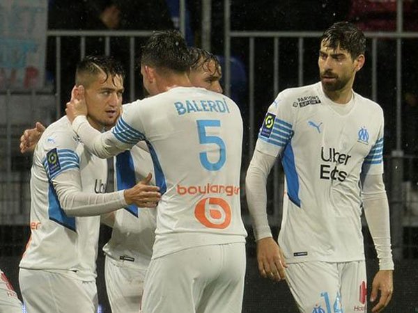 Marseille naik ke peringkat tiga klasemen Ligue 1 usai taklukkan Clermont