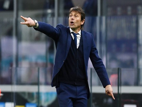 Tottenham incar Conte