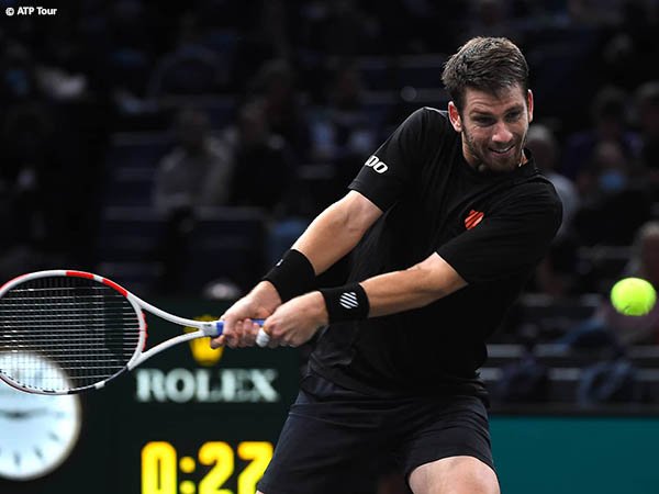 Cameron Norrie bermain tanpa belas kasih kontra Federico Delbonis di Paris Masters 2021