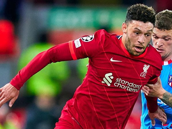 Oxlade-Chamberlain Yakin Bisa Temukan Ritme Permainannya di Liverpool