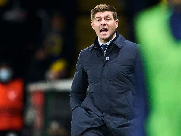 Gerrard dan Martinez Masuk dalam Daftar Pendek Manajerial Aston Villa