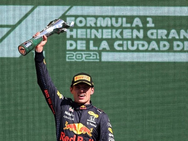 Max Verstappen enggan terlalu bersemangat rayakan kemenangan di GP Meksiko.