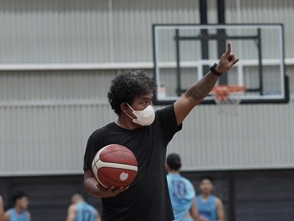 Pelatih RANS Basketball, Koko Heru Satya Nugroho. (Images: IBL)