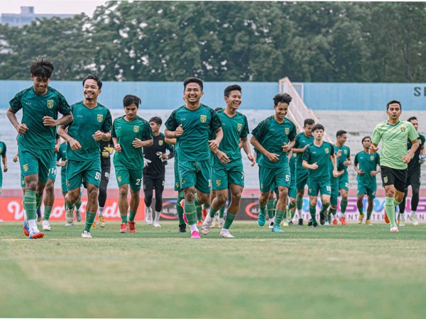 Latihan perdana Persebaya Surabaya jelang seri ketiga tanpa dihadiri Aji Santoso