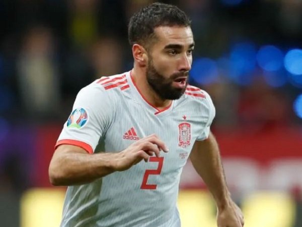 Dani Carvajal kembali membela Timnas Spanyol. (Images: IBL)