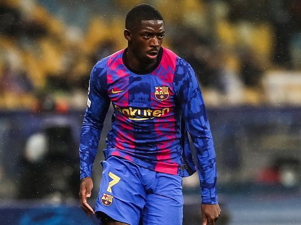 Barcelona bakal tawarkan kontrak baru dengan penurunan gaji untuk Ousmane Dembele.