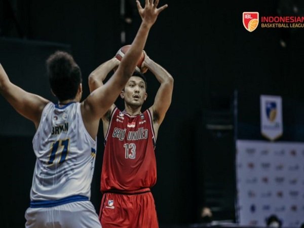 Ponsianus Nyoman Indrawan atau Komink saat membela Bali United Basketball. (Images: IBL)